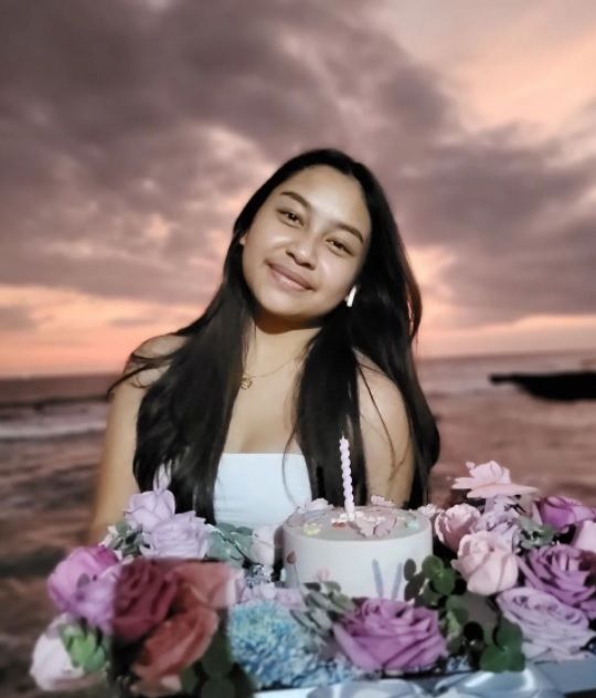 Siti Khirani Trihatmodjo merayakan ulang tahunnya yang ke-16. [Instagram]