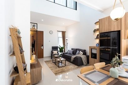 Menghias dan Merapikan Rumah (Dekoruma)