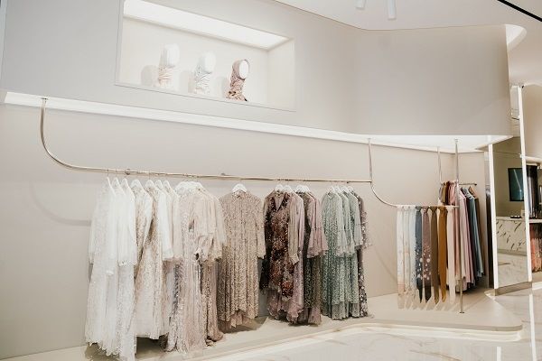 Maison de Navia Buka Butik Pertama (Maison de Navia)