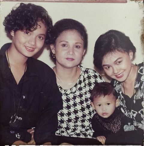 Potret Lawas Krisdayanti Bersaudara (Instagram/@yunishara36)