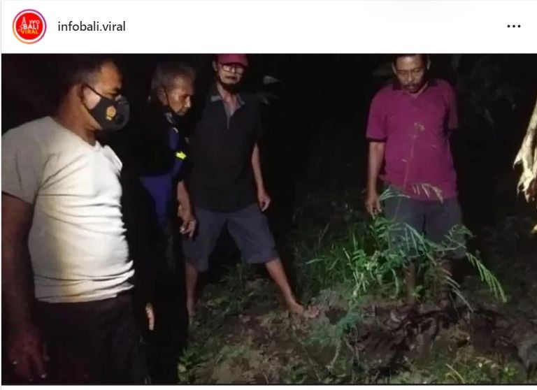 Sembilan kuburan di Setra Desa Gerokgak Kecamatan Gerokgak, Buleleng, Bali, dibongkar orang misterius dalam sehari. [Instagram/infoviral.bali]