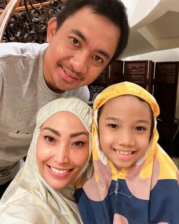 Momen Artis Tarawih Bareng Keluarga (Instagram)