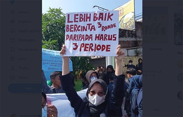 6 Deretan Poster Aksi Mahasiswa 11 April 2022, Tajam Tapi Kocak-kocak!