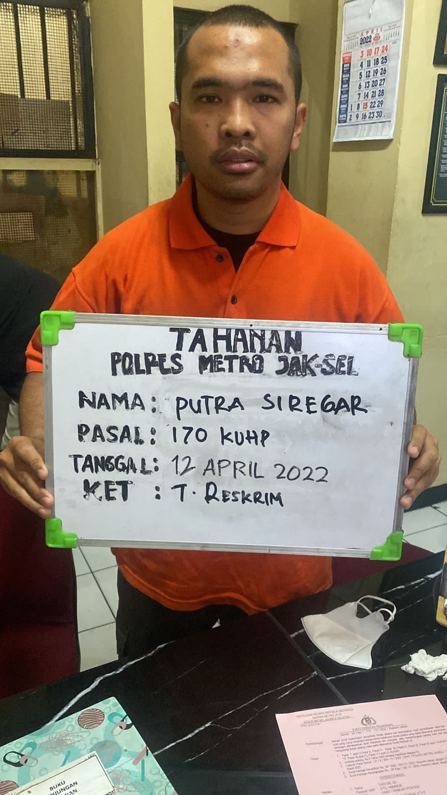 Polres Metro Jakarta Selatan menangkap juragan handphone, Putra Siregar dan Rico Valentino. (Ist)