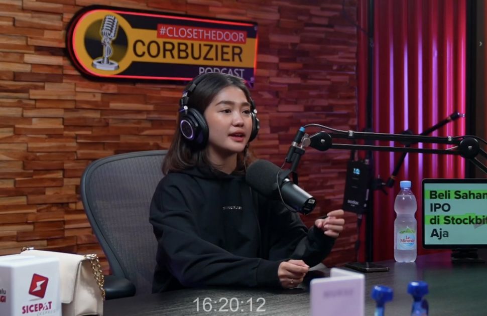 Chandrika Chika saat hadir di acara podcast Deddy Corbuzier. (Youtube.com)