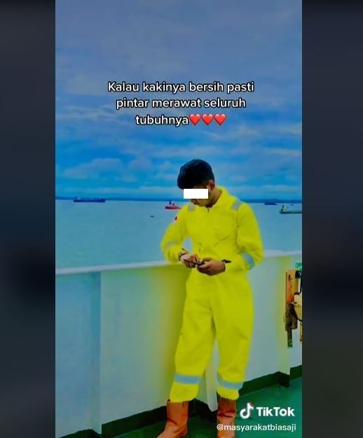 Viral Pria Lihat Wanita dari Kaki Lebih Dulu, Tuai Perdebatan (tiktok.com/masyarakatbiasaji)