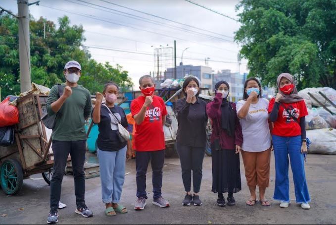 COCA-COLA® berbagi momen keajaiban kepada yang membutuhkan (Istimewa/Coca-Cola)