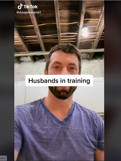 Viral Pria Ungkap Dirinya dapat Pelatihan Cara Menjadi Suami yang Baik dari Ibu (tiktok.com/@dougweaverart)