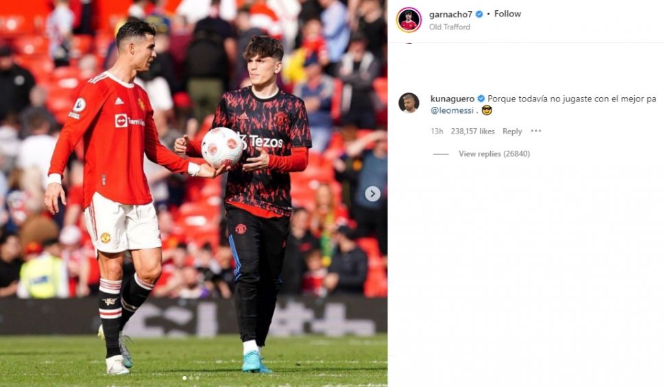 Sergio Aguero komentari postingan wonderkid Manchester United asal Argentina. (Instagram/garnacho7)