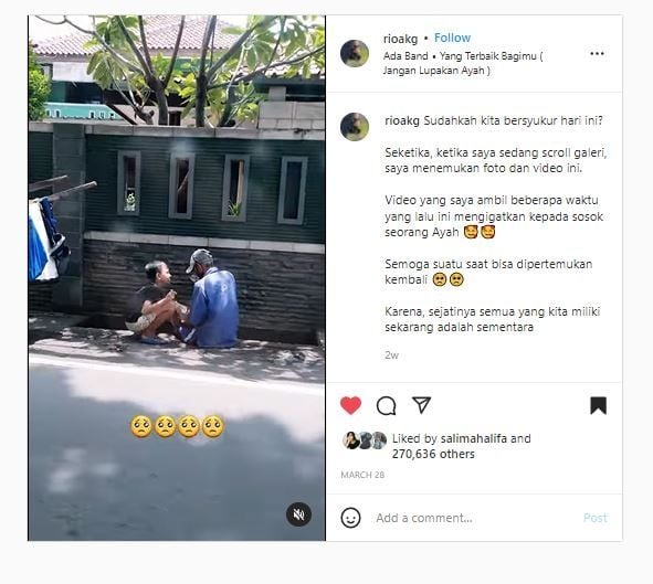 Ayah dan anak makan di pinggir jalan (Instagram @rioakg)