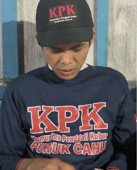 UAS pakai baju KPK (instagram.com/ustadzabdulsomad_official/)