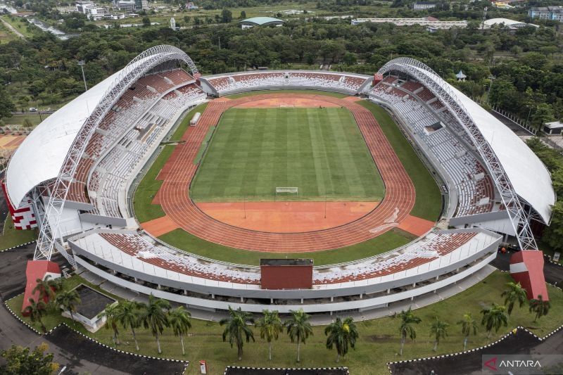 Foto aerial Stadion Gelora Sriwijaya Jakabaring (GSJ) yang diperuntukkan untuk venue Piala Dunia U-20 2023 di Jakabaring Sport City (JSC), Palembang, Sumatera Selatan, Selasa (15/3/2022). ANTARA FOTO/Nova Wahyudi/nym. (ANTARA FOTO/NOVA WAHYUDI)