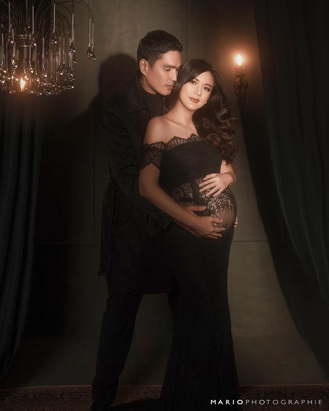 Maternity Shoot Deasy Priscilla Istri Marcel Chandrawinata(Instagram/@mariophotographie)