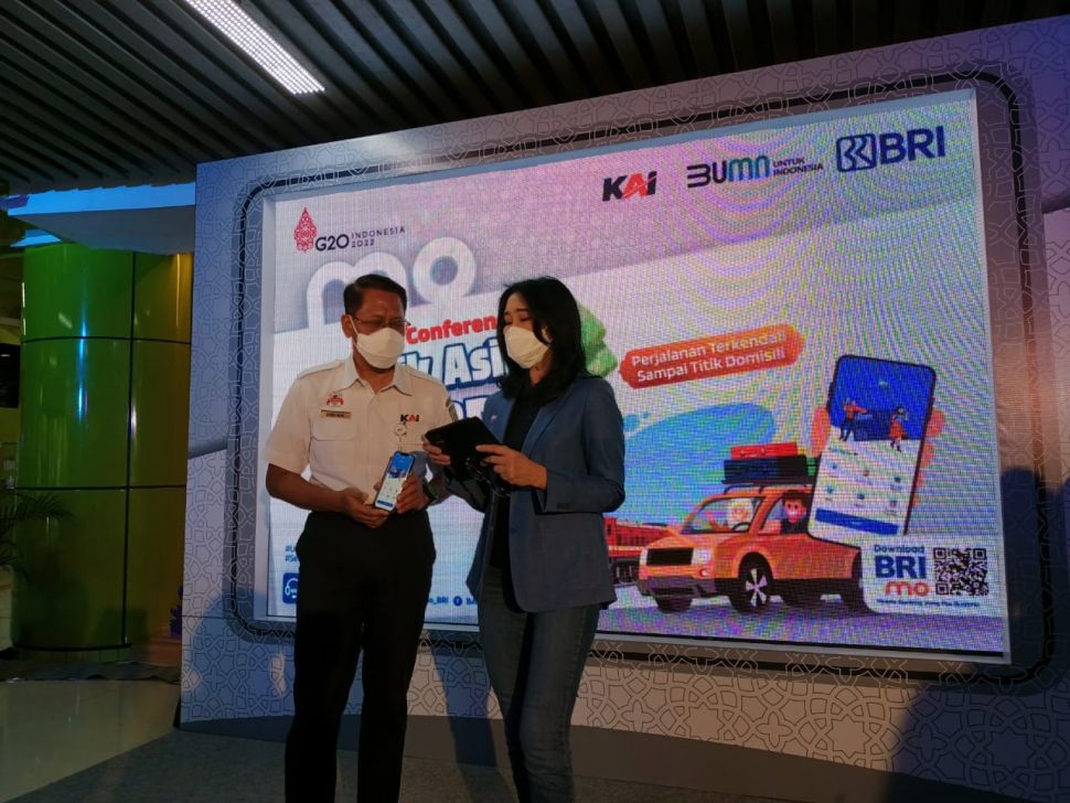 Konferensi Pers Mudik Asik Bareng BRImo di Stasiun Gambir, Jakarta Pusat pada Selasa, (26/4/2022). (Restu Fadilah/Suara.com)