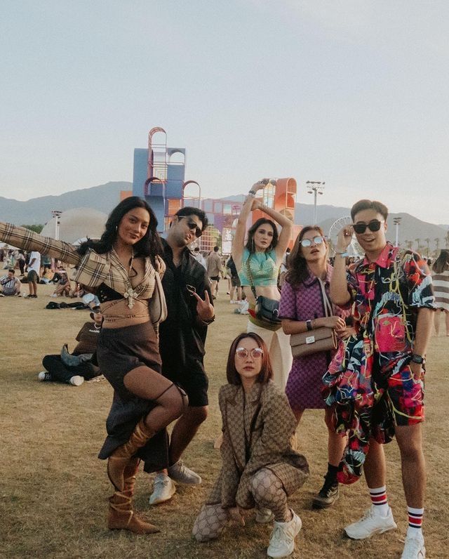 Gaya Kece Luna Maya Nonton Coachella (Instagram/@lunamaya)