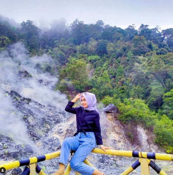 Kawah Wayang, salah satu destinasi wisata di Pengalengan. (Instagram/@kawahwayang_pengalengan)