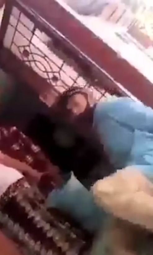 Video pemilik rumah yang marah-marah ketika petugas PLN datang menangih tunggakan pembayaran aliran listrik viral di media-media sosial, Kamis (5/5/2022). [Instagram]
