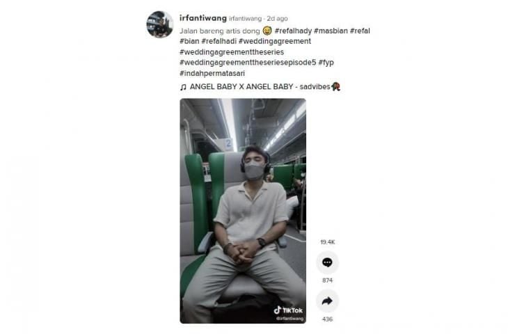 Pria Ini Ketemu Sosok Aktor Tampan di Kereta, Warganet Auto Iri: Kalau Gue Pasti Udah Nggak Kedip. (TikTok/@irfantiwang)