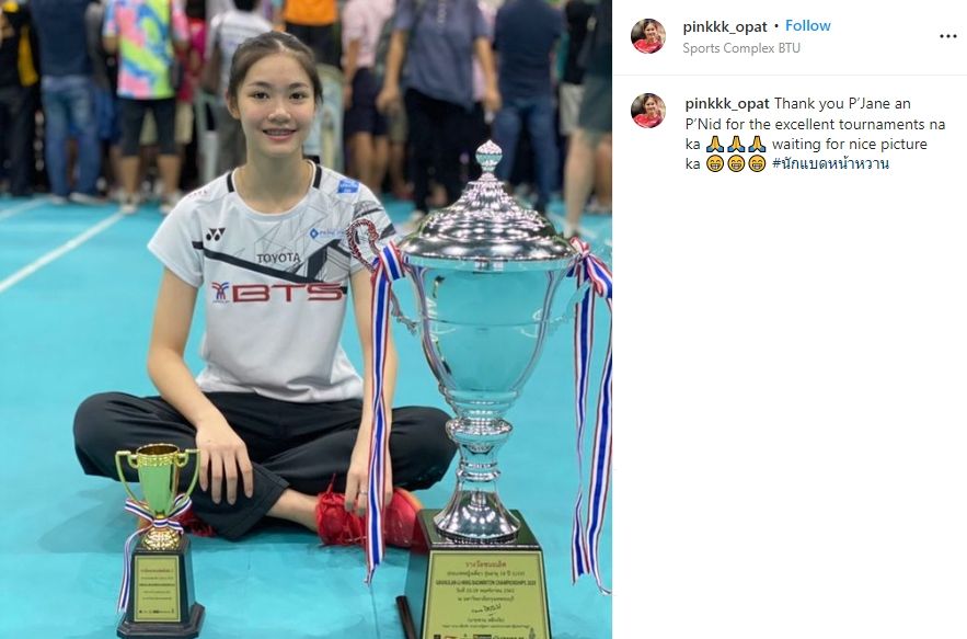Tunggal putri Thailand yang curi perhatian di SEA Games 2021. Pitchamon Opatniput. (Instagram/pinkkk_opat)