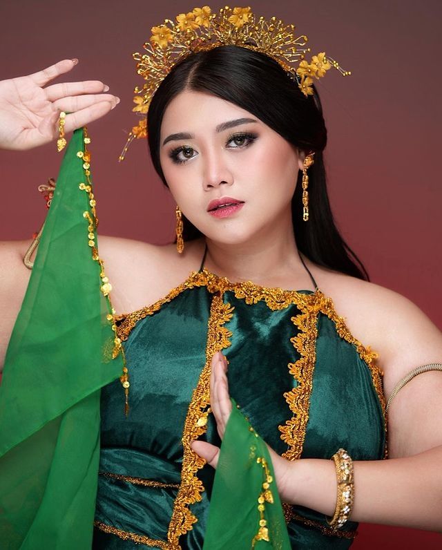 Potret Clarissa Putri Dandan Jadi Badarawuhi (Instagram/clarissaputri_)