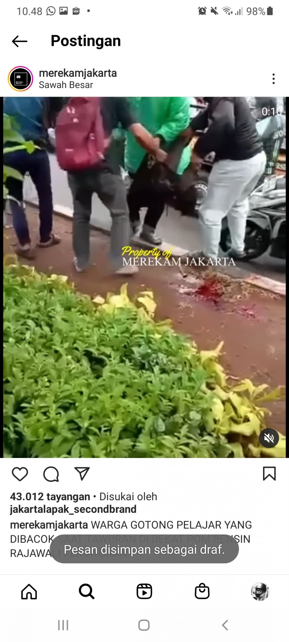 Viral warga bawa jasad pelajar korban tawuran di Kemayoran, Jakarta Pusat ke mobil pikap (Tangkapan layar/Instagram)