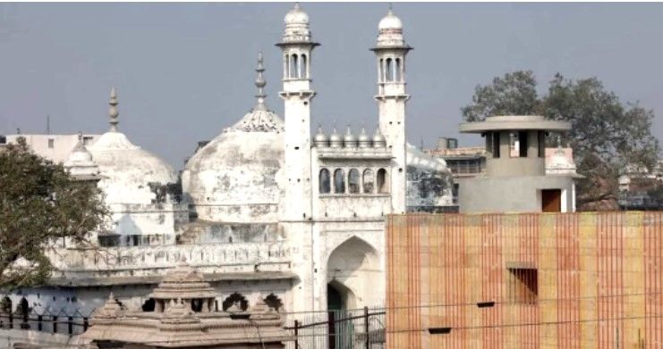 Masjid bersejarah di India (globalvillagespace)