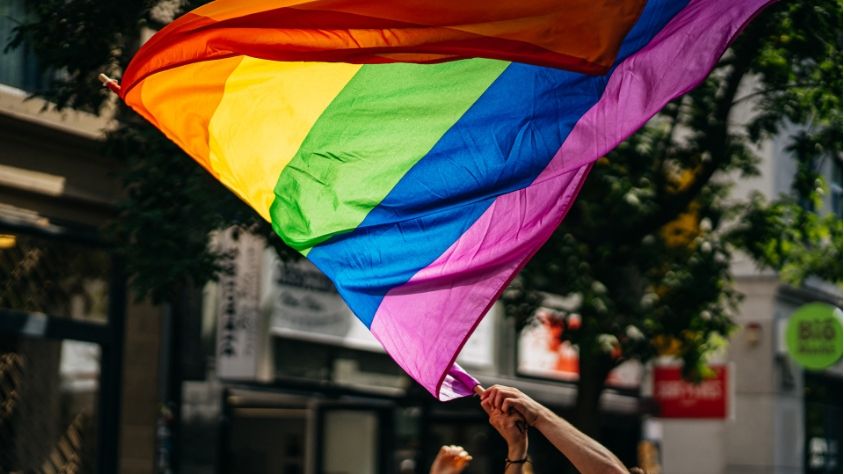 Ilustrasi bendera pelangi LGBT (Unsplash/Raphael Renter)