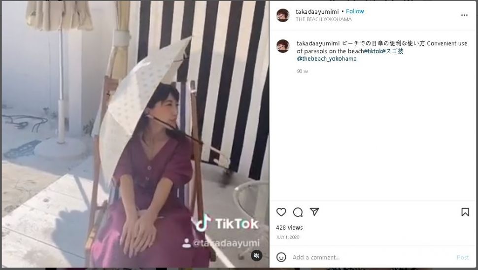 Wanita Ini Punya Daun Telinga Elastis, Bisa untuk Membawa Payung hingga Tongkat Selfie (instagram.com/takadaayumimi)