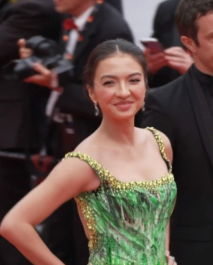 Gaya Raline Shah di Festival Film Cannes 2022 (Instagram/@ralineshah)