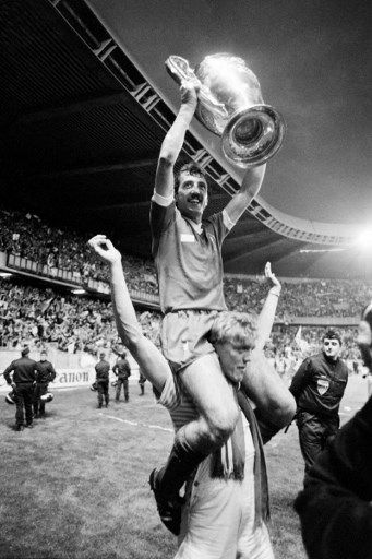 Bek sayap Liverpool Alan Kennedy pencetak gol penentu kemenangan dalam final Piala Champions 1980-81 di Stadion Parc des Princes, Paris, Prancis, pada 27 Mei 1981. (ANTARA/AFP/Dominique Faget)