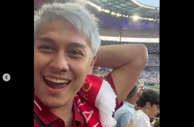 Momen Rizky Billar Nonton Liga Champions di Paris (Instagram)