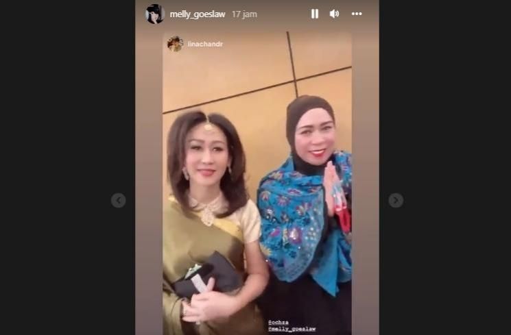 Gaya Artis di Pesta Ulang Tahun Iis Dahlia ke-50 (Instagram)