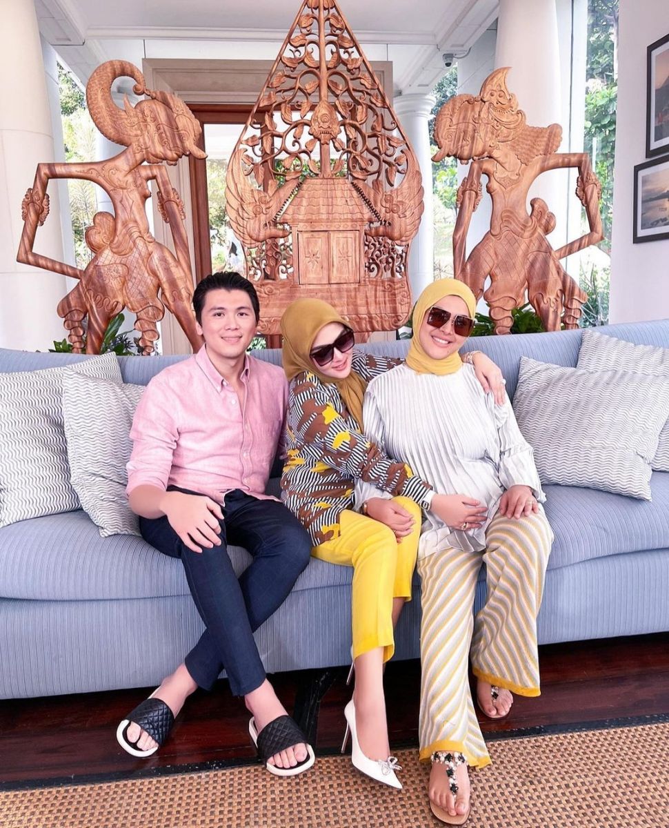 Momen Welcome Home Party Syahrini (instagram/@princessyahrini)