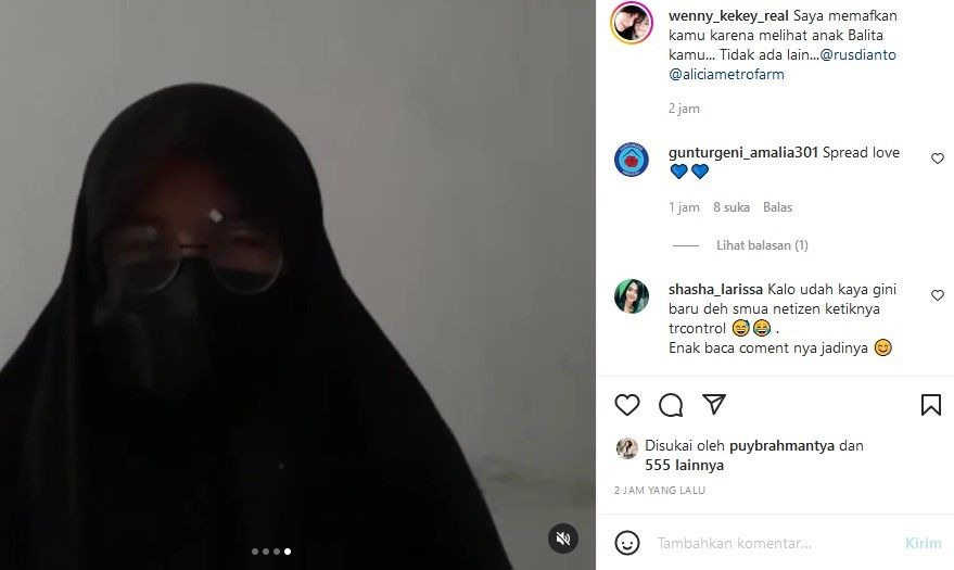 Perempuan yang diduga menghina Wenny Ariani dan putrinya. [Instagram]