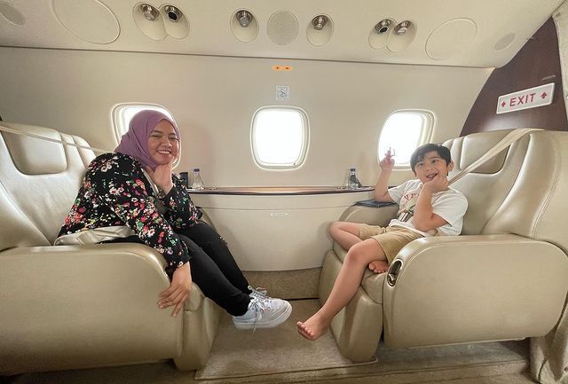 Potret Mbak Lala Liburan Bareng RANS di Eropa (Instagram/shela_lala96)