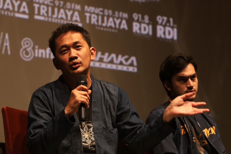 Sutradara film Satria Dewa: Gatotkaca, Hanung Bramantyo memberikan konferensi pers film terbarunya di Epicentrum XXI, Jakarta, Senin (6/6/2022). [Suara.com/Angga Budhiyanto]