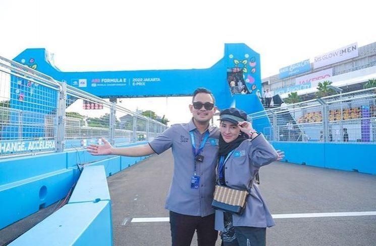 Gaya artis nonton formula e [instagram atjuragan 99]