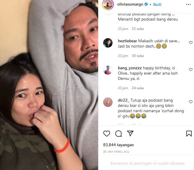 Denny Sumargo saat live Instagram bareng istri, Olivia Allan. [Instagram]