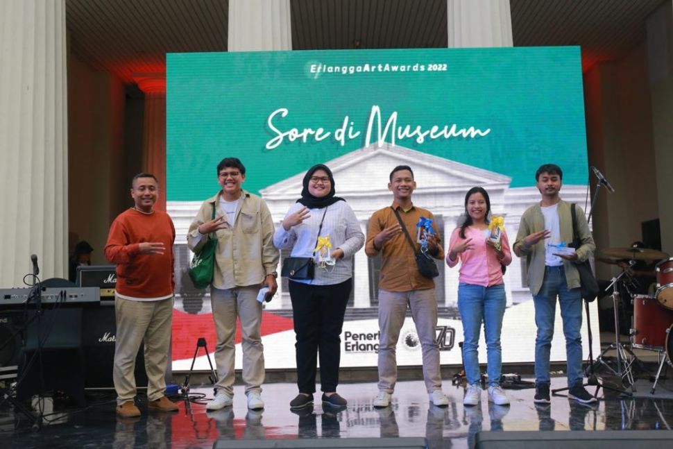 Sore di Museum Tutup Gelaran Pameran Erlangga Art Awards 2022 (Dok. Penerbit Erlangga)