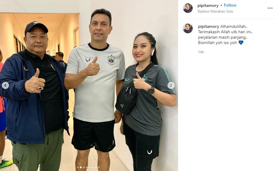 Dokter PSIS Semarang, Mufidah yang jadi sorotan di Piala Presiden 2022. (Instagram/pipitamory)