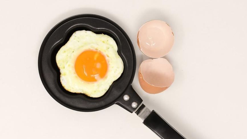 Ilustrasi menggoreng telur. (Pixabay.com/Alexas_Fotos)