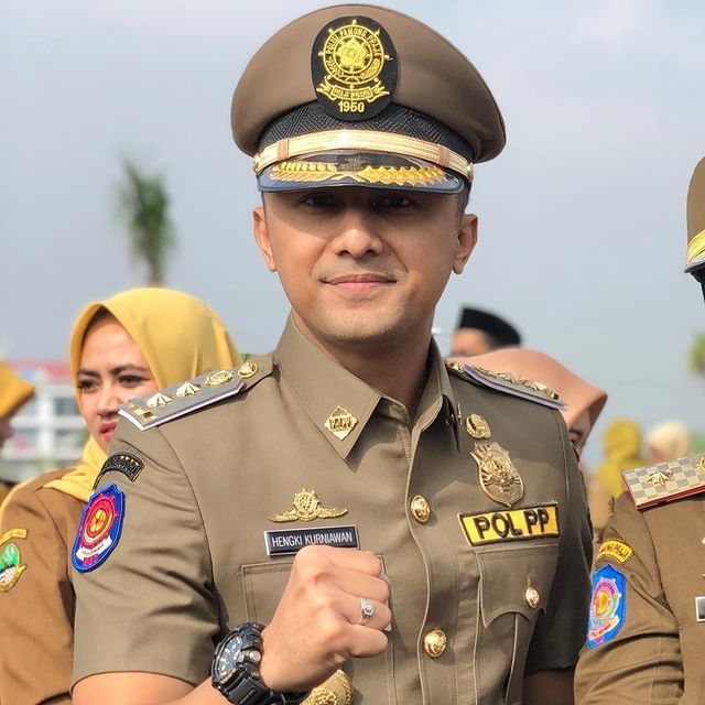 Pesona Hengky Kurniawan Saat Bertugas sebagai Bupati (Instagram/@hengkykurniawan)