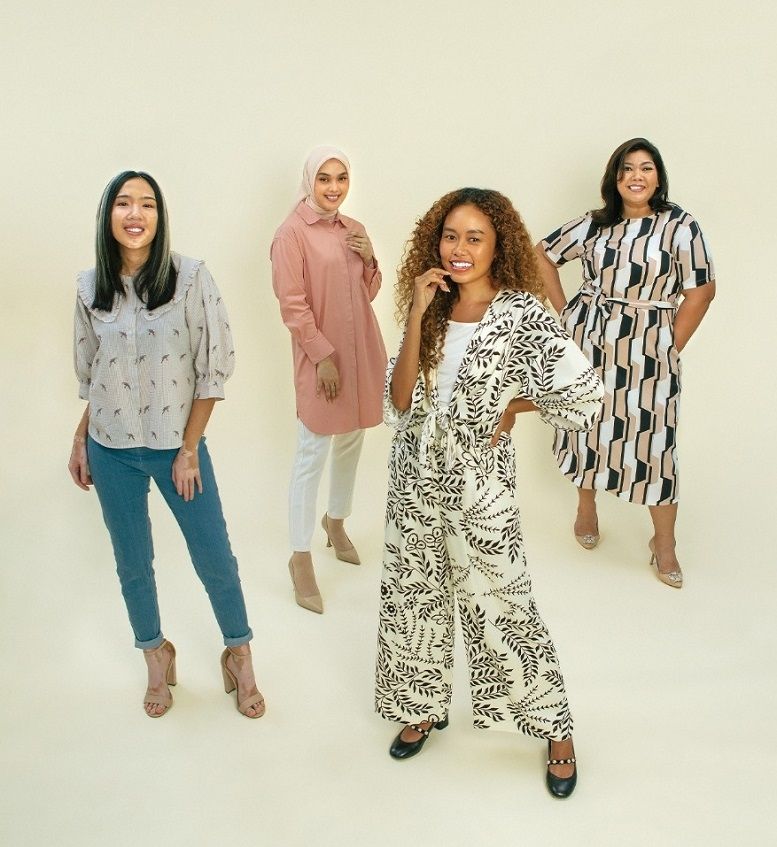 Lewat Kampanye #WearConfidence, brand fashion Minimal gandeng beauty blogger Agnes Oryza, content creator Neysa Soediro, dokter Athieqah dan model Zsazsa. mengajak wanita Indonesia untuk mematahkan stigma kecantikan.