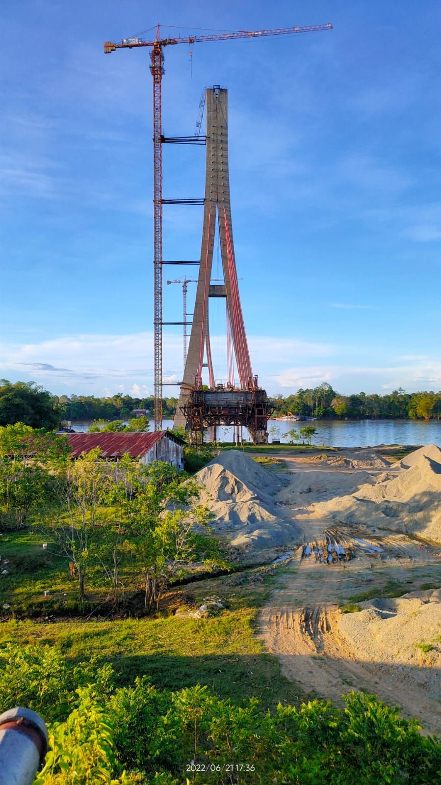 KPK menemukan sejumlah proyek dan aset-aset mangkrak di Kutai Barat, Kalimantan Timur. (Dok KPK)