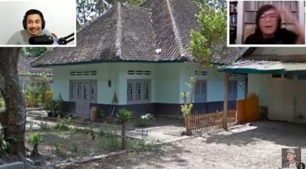 Rumah Penyanyi di Kampung (YouTube/ Raditya Dika)