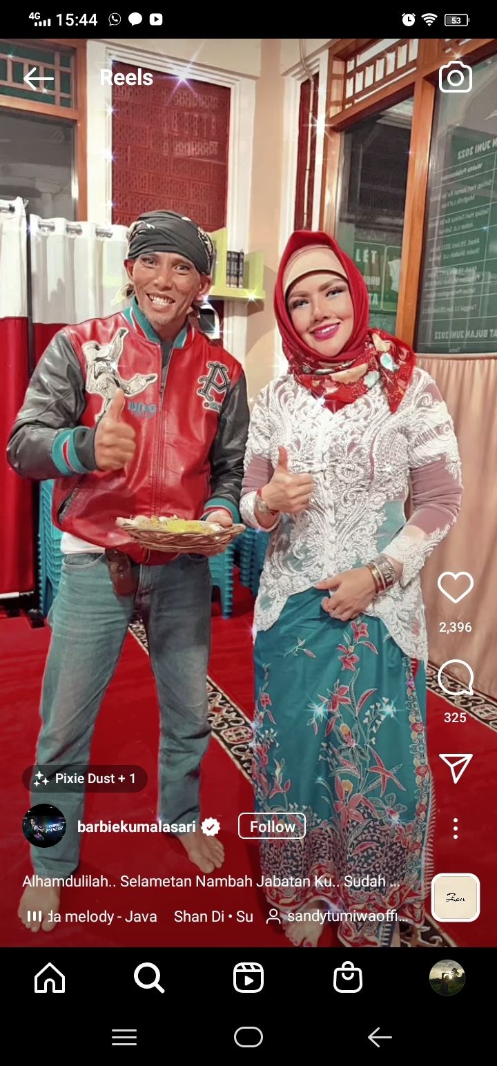  Potret Barbie Kumalasari Berhijab (Instagram/@barbiekumalasari)