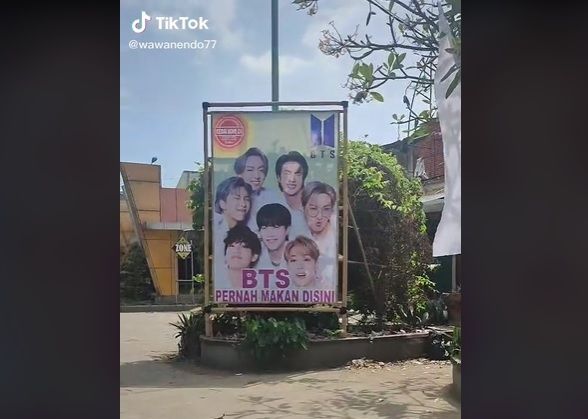 Poster Pasang BTS Pernah Makan di Sini. (TikTok)