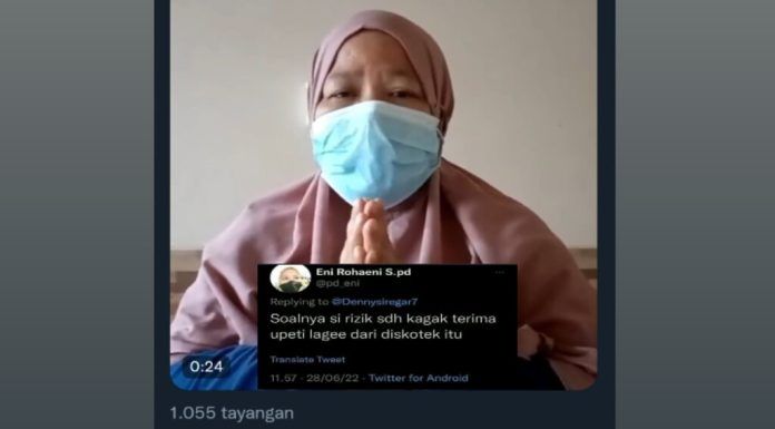 Eni Rohaeni, Guru yang melakukan penghinaan terhadap HRS [Twitter @devicaduak]