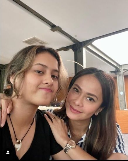 Potret Ersa Mayori dan Putri Sulungnya, Aiska Vairana [Instagram/@ersamayori]