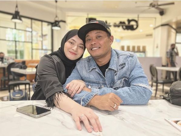 Nathalie Holscher dan Sule. (Instagram)